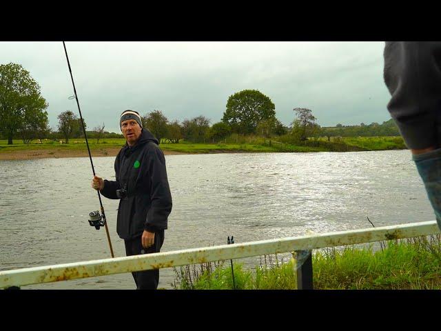 I'm in TROUBLE! - Pike Fishing the River Trent