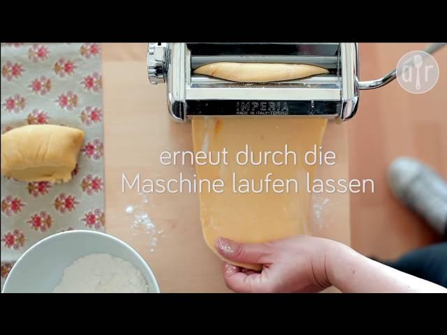 Tagliatelle selber machen mit Maschine