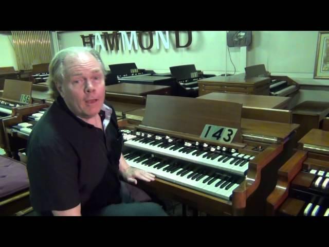 Hammond B-3 selection at Keyboard Exchange International #1