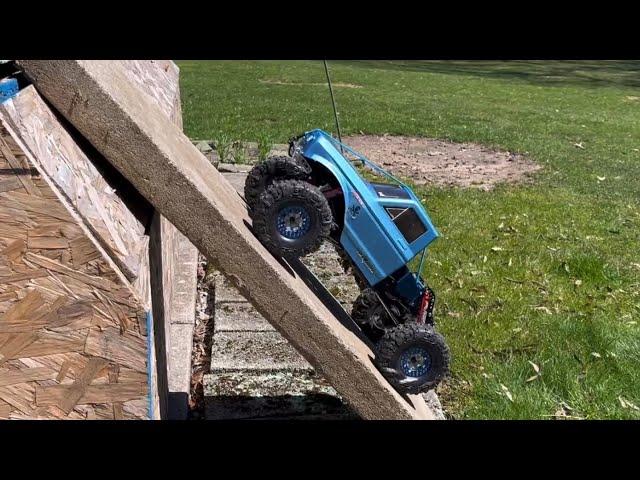 JConcepts Megalithic 1.9 w/ Injora Green Inserts and Desert Lizard shocks on the Redcat Ascent