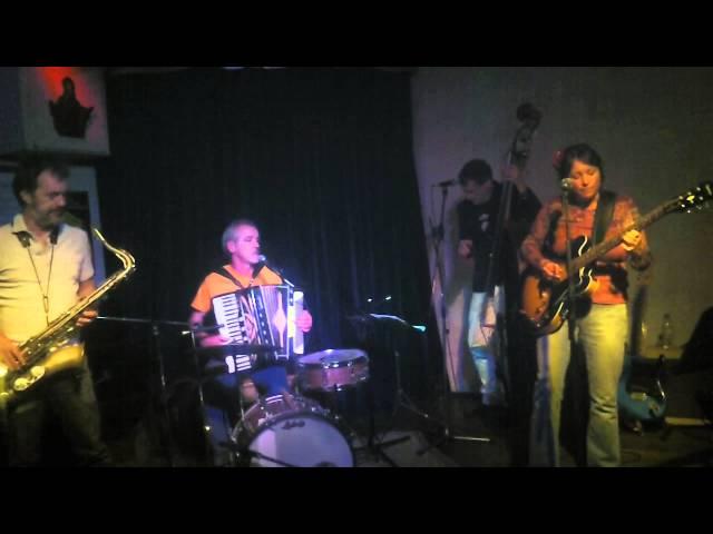 Denise Marie and The Swingin' Demons, Do you feel the same way too?