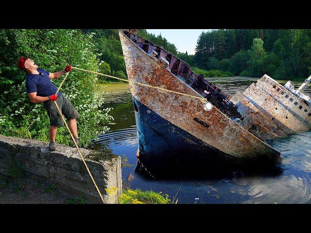 Found Scary Finds Underwater With a Giant Magnet!