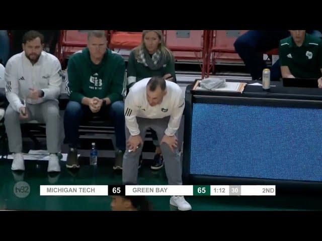 D2 Michigan Tech Embarrasses Green Bay | 2024 College Basketball