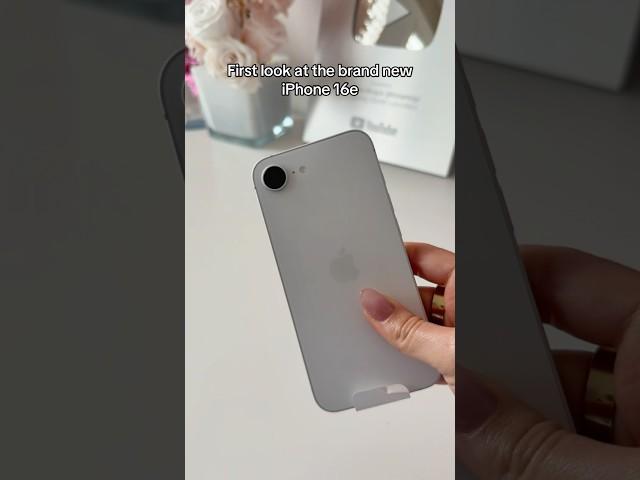 iPhone 16e Unboxing!