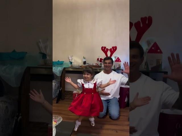 Bipasha Basu daughter Devi VIRAL Christmas video with Karan Singh Grover ️#bipasha_basu #shorts