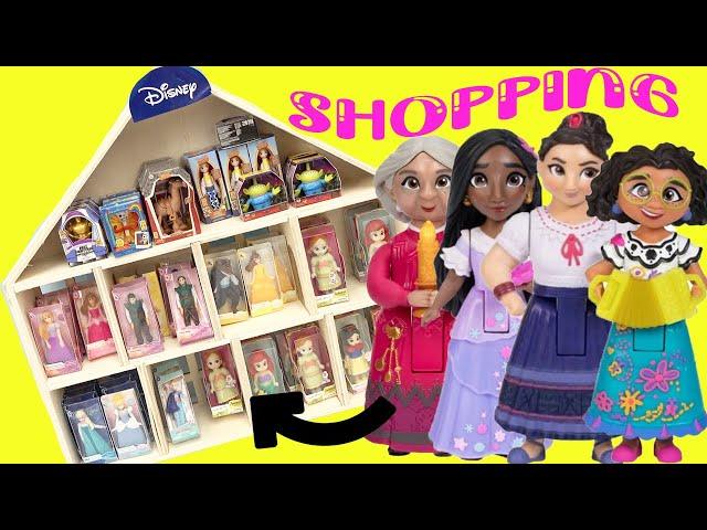 Disney Encanto Mirabel Goes Shopping with Isabela, Alma, Luisa Dolls + Disney Mini Brands