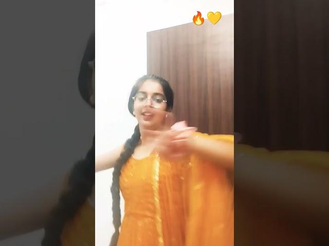  #trending#ishika #shorts #youtubeshorts #dance #shortvideo #short #youtube #viralvideo #love#like