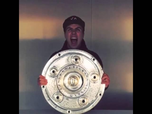 Mario Götze Bundesliga winner celebration