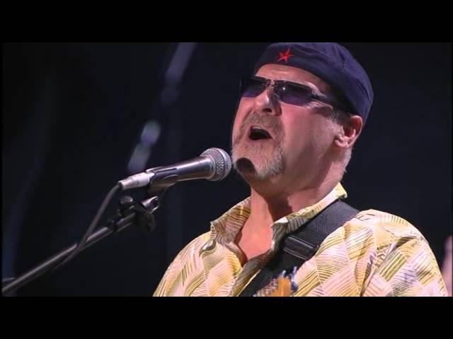 Paul Carrack & Mike Rutherford - While My Guitar Gently Weeps (The Strat Pack)