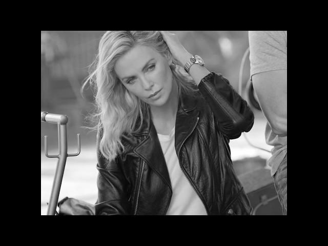 Navitimer Automatic 35 - Charlize Theron