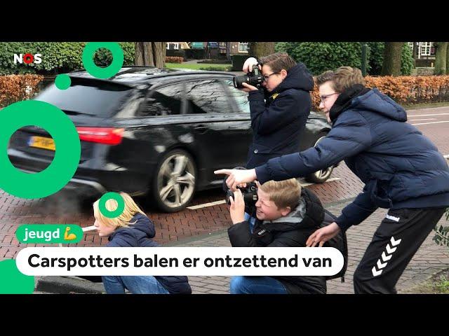 Gemeente Laren wil carspotters en de dure auto's weg hebben