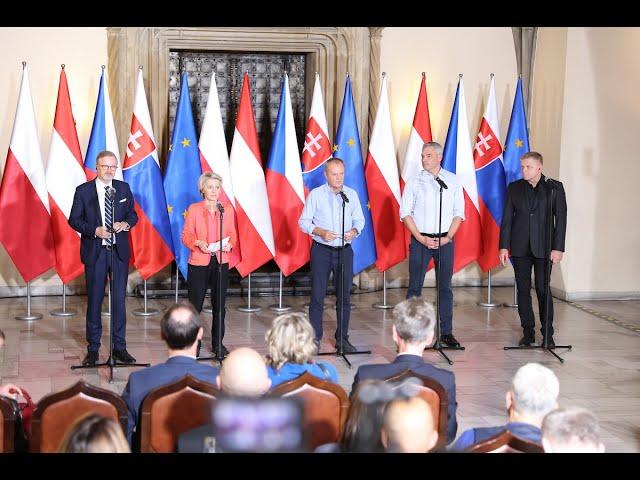 Oświadczenia Premiera D.Tuska, Przewodniczącej KE, Premiera Czech, Słowacji oraz Kanclerza Austrii.