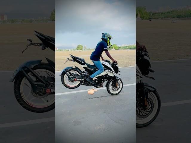 see the tyre  #pulsar200ns #shortvideo #shortyt #shortsyoutube #shorts