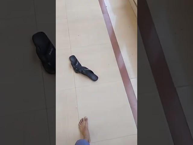 How to remove slipper safely