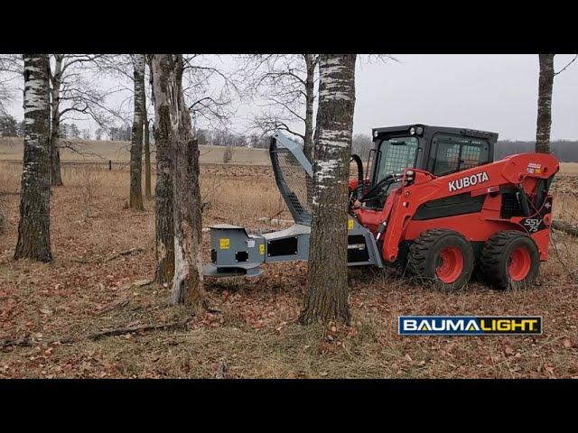 BaumaLight DSA530 Tree Saw on Kubota SSV75 Skid Loader