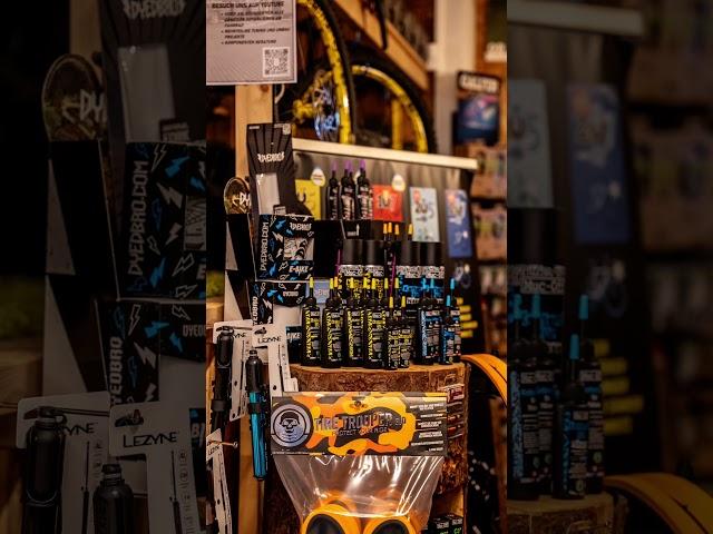 BIKING IS AWESOME SHOP️️ #bikingisawesome #fahrradwerkstatt #mtb #downhill #mountainbike