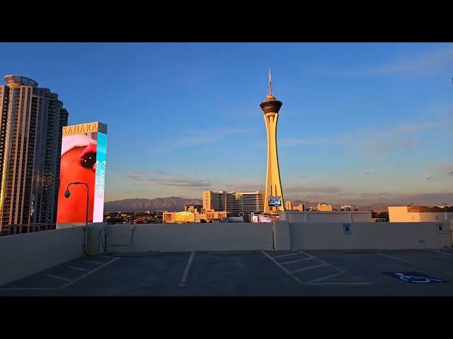 Sincloth702 is live in Las Vegas watching the sunset!