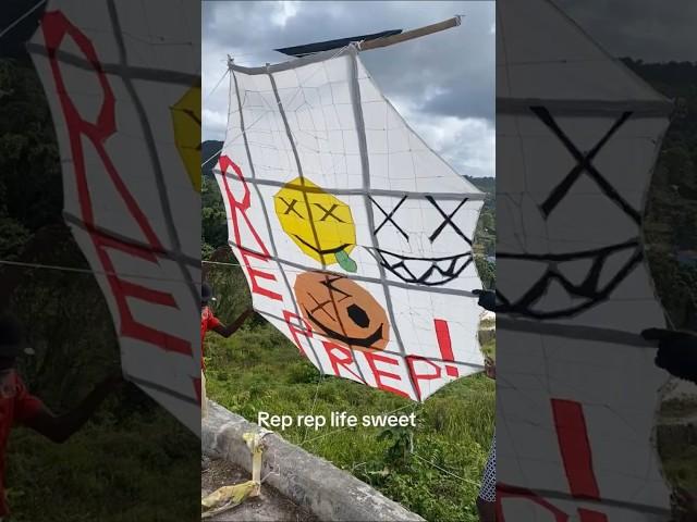 Jumbo Kite Flying In Jamaica (INSANLY BIG KITE) #kite #jumbokite #shorts #jamaica
