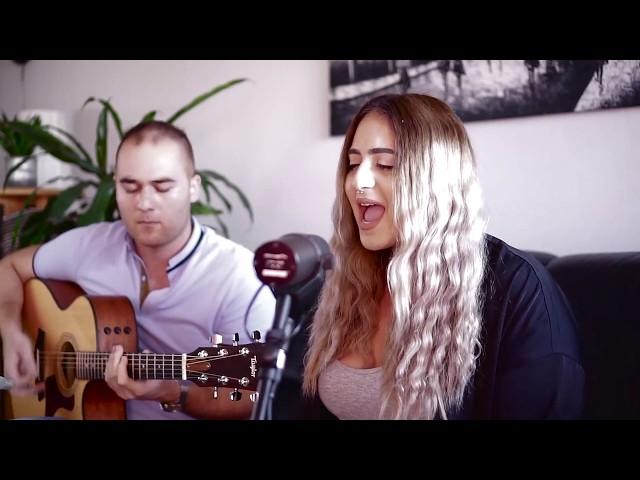 Give it to me right - Sofia (Acoustic Studio Sessions - Video 11)