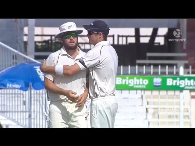 Mark Craig 7/94 vs Pakistan 3rd Test 2014 at Sharjah