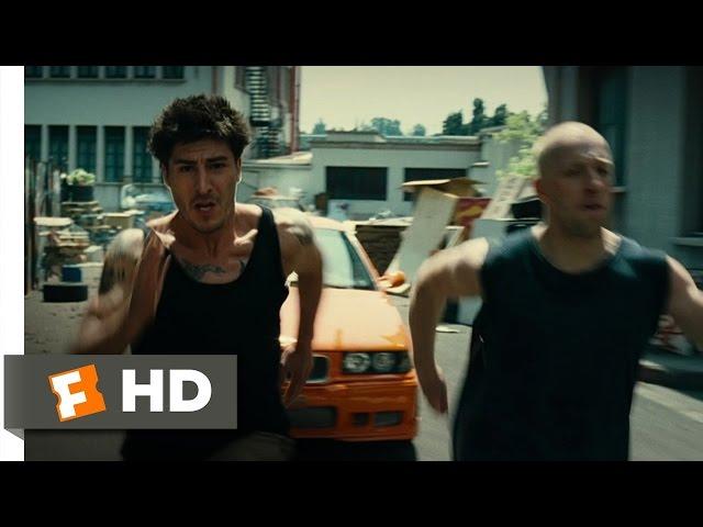 District B13 (8/10) Movie CLIP - Chased By Cars (2004) HD