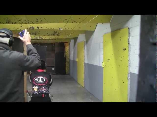 KittyCat @ 2013 Winter Indoor IPSC Tournament -RazorCat by Limcat Custom