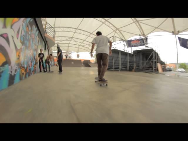 Skate4Mation Trick or Treat - Fakie Tic Tac - Joe Ipoh