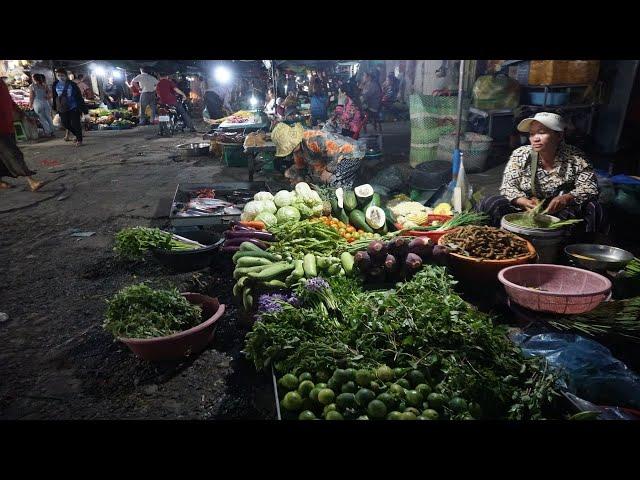 Many Yummy Different Various Street Food @Phsa Kandal - Night Food Market in Town