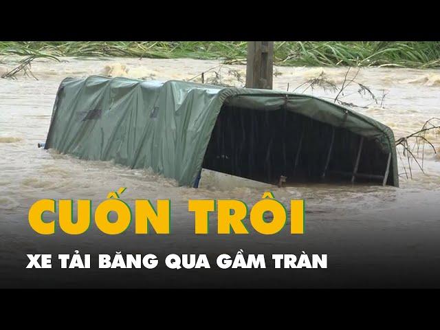 Băng qua ngầm tràn ở Thanh Hóa, một xe tải bị cuốn trôi