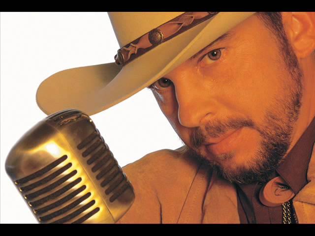 Chris Gill - Look At Me Look At You