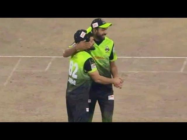 Haris Rauf Hugs Kamran Ghulam after slapping him.