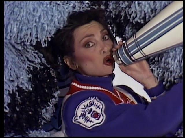 Toni Basil "Hey Mickey"  Music Video