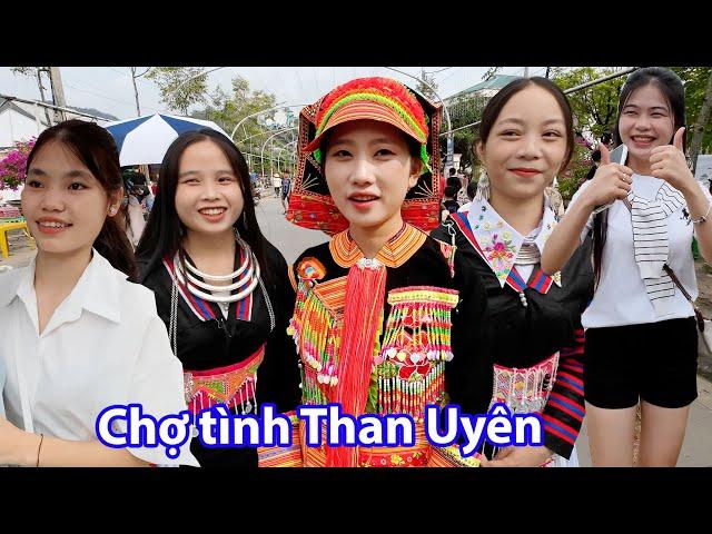 Chợ tình Than Uyên cứ đến là bắt được vợ bắt được chồng