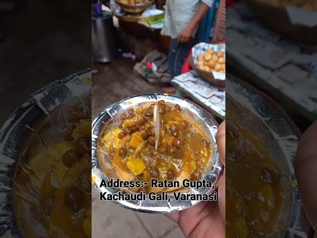 Hard working Dada selling mouth watering gol kachaudi #food #foodie Indian food Indian street food