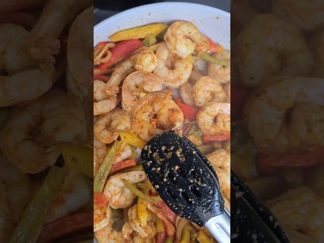 Shrimp Fajitas | Prawn recipe #shrimpfajitas #prawnrecipe #youtubeshorts