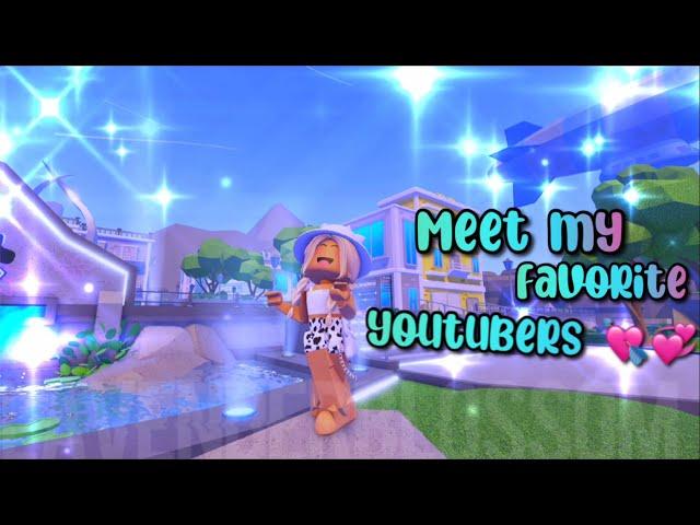 Meet my favorite youtubers  || Roblox trend 2021