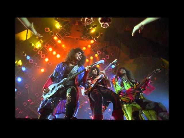 Kiss - White Christmas - 1985