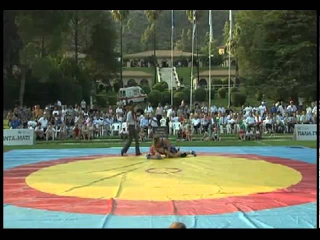 1st Female Wrestling Match in OLYMPIA ever! Maria Gurova (RUS) vs Helen Maroulis (USA)