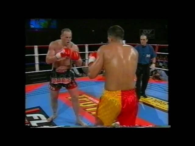 Doug Viney vs Andrew Peck 8.11.02  K1 NZ Semi Final