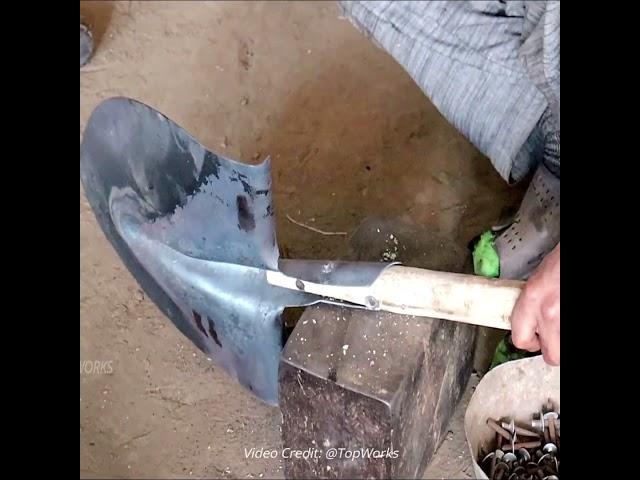 Mass Production of Shovels Making in Factory