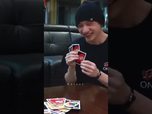 Felix and Chan playing UNO 