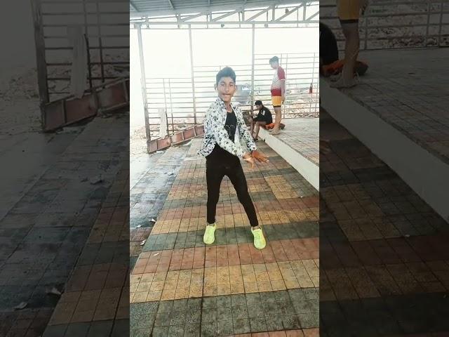 bhigi Hui Raat... Ravi dancer #short #shortvideo #viral #dancevideo please  subscribe now 