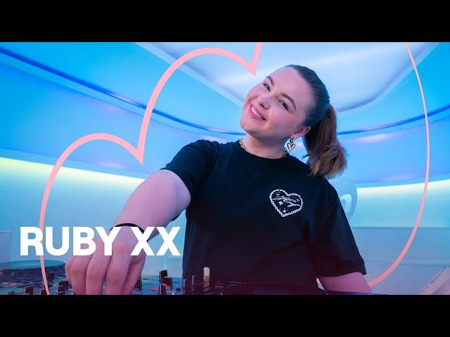 MNM Party - RUBY XX