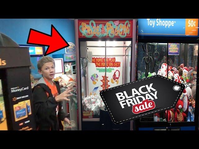 Black Friday Gamer Green Claw Machine WINS | Claw Quest