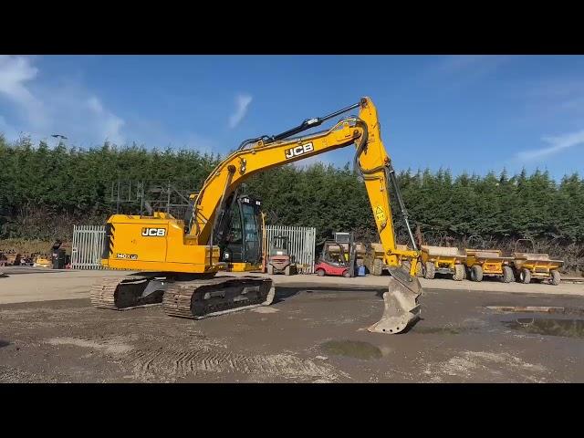 JCB 140XLC steel tracked excavator