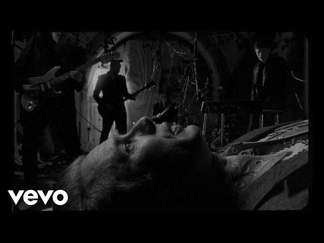 Franz Ferdinand - Night Or Day (Official Video)