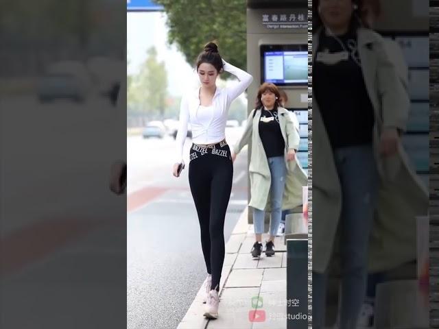 抖音熱門合集Tiktok！百萬個精彩的瞬間美女街拍、街拍美女集合的視頻china tiktok ，Chinese girls，Buttocks