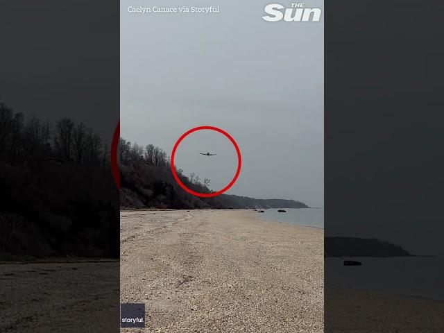 Plane makes emergency crash lading on Long Island beach #shorts ️