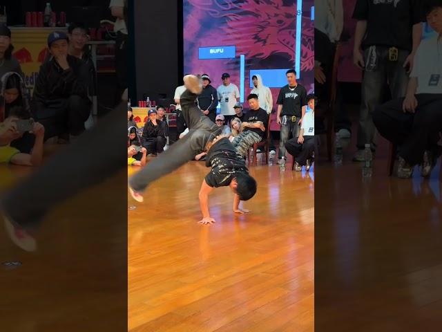Bboy Rickzou is back !  #chinabboy #breaking #bboy