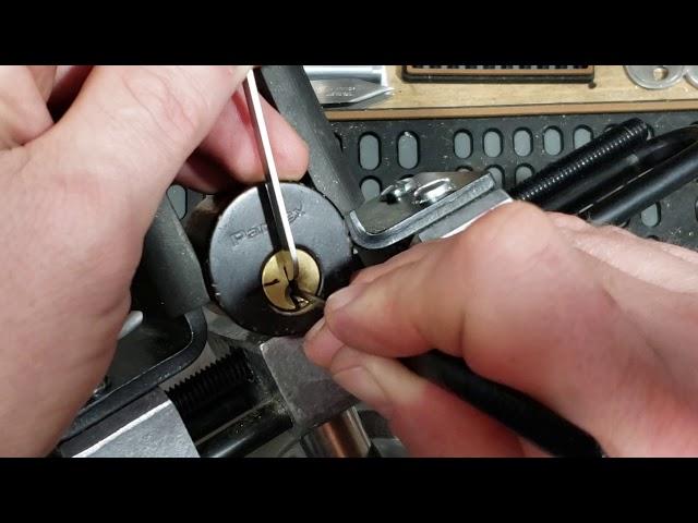 #RomeoisBleeding By Average Picker Challenge Lock picked and gutted